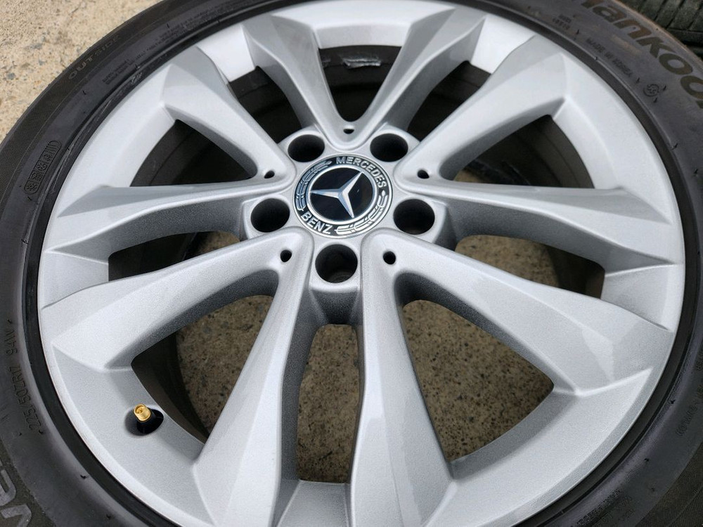 벤츠 W205 C클래스 17인치 정품 휠 타이어 세트 판매 이미지