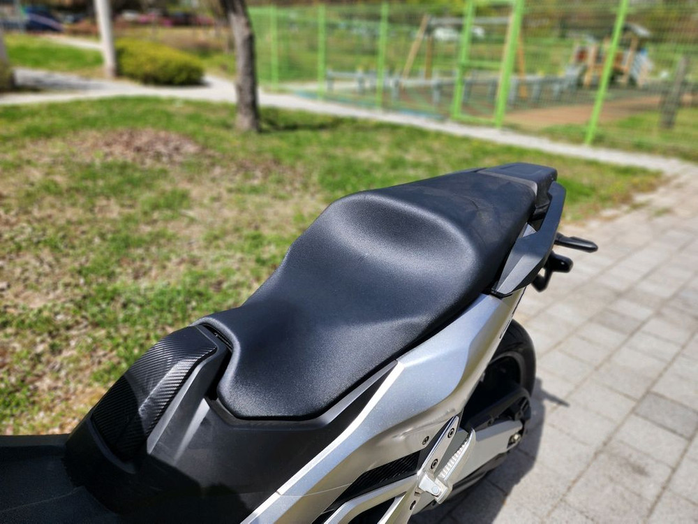 혼다 포르자750 22년형 무꿍무슬립 팝니다--8