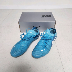 나이키 팬텀GX2 엘리트 AG 프로 축구화(290)