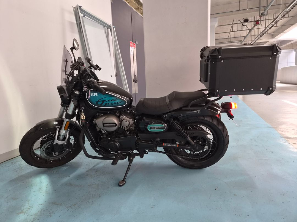 KR모터스 아퀼라 300ss 슈프림 신차급 오토바이 (2000km / 23년식 / 350만) 판매합니다!--1