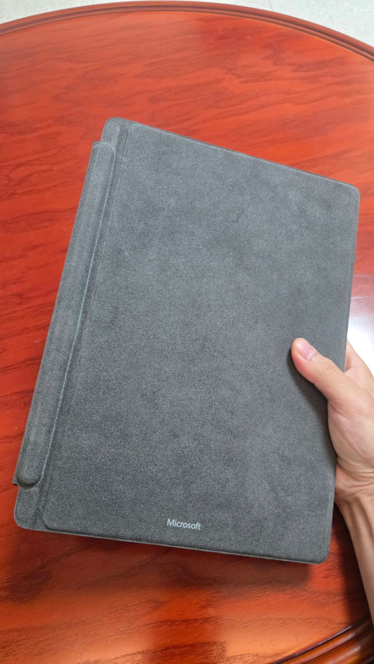 [신품급] 서피스프로11 5G 풀박스+알칸타라키보드+슬림펜2+케이스 등--3