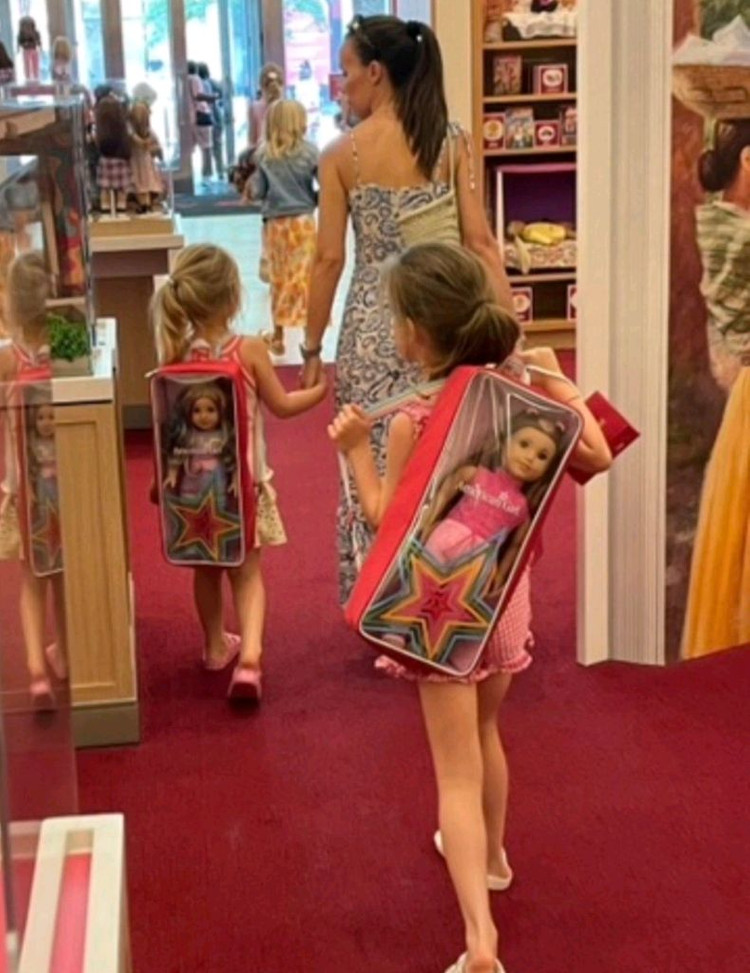 어메리칸 걸 인형 +가방 새상품.--2