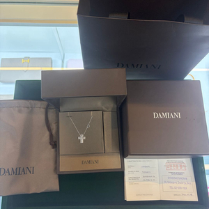 다미아니 벨에포크 십자가 목걸이 화이트골드 xs사이즈