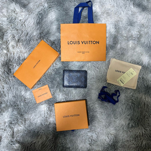 루이비통 이클립스 쉐도우 멀티플 월릿 반지갑 급처 이미지