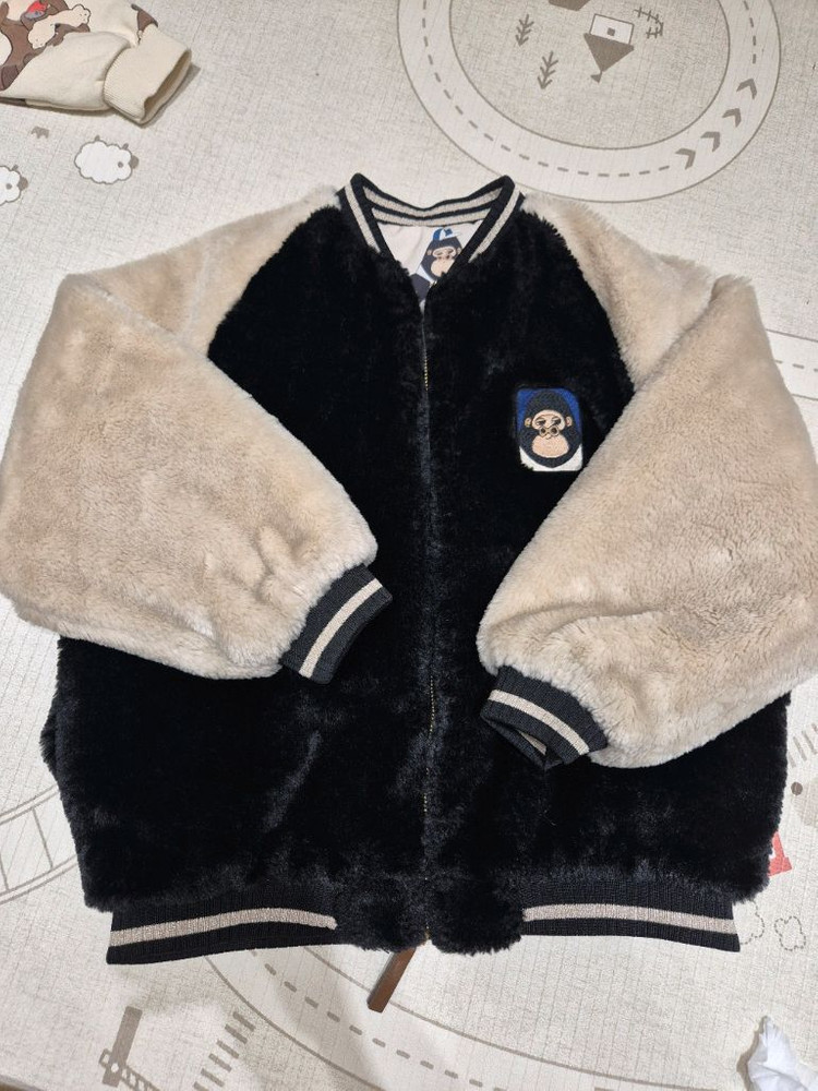 리미떼두두 고릴라 양면점퍼(L) 이미지