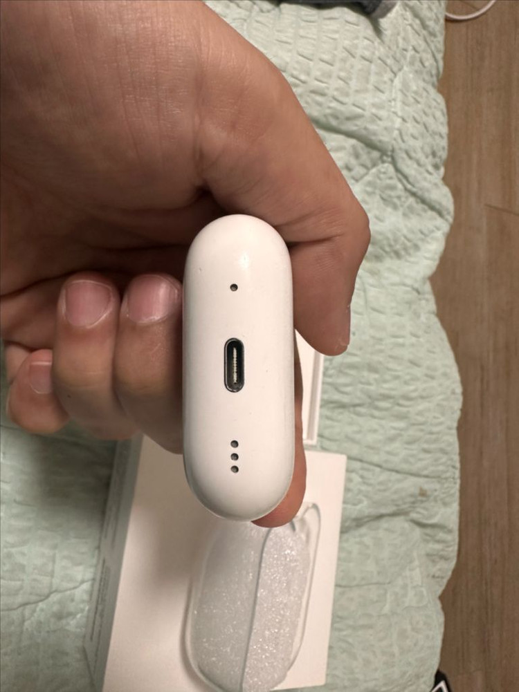 에어팟프로2세대 c타입--1