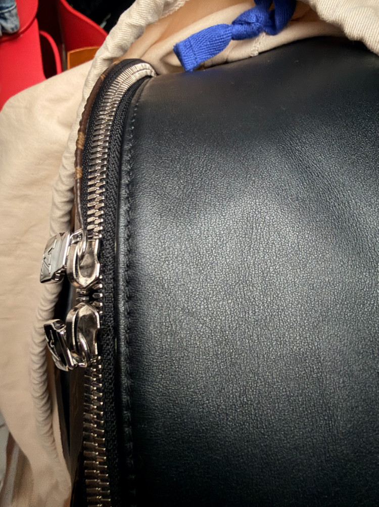 루이비통 조쉬백팩138만착불(상태매우좋음)Louis Vuitton--8