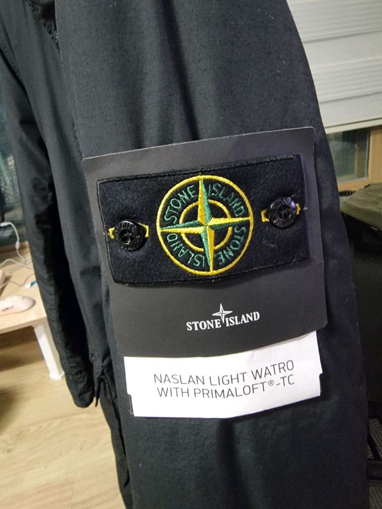 스톤아일랜드 나슬란 와트로 패딩 새제품급--2