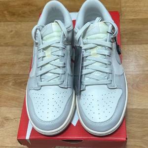 나이키 덩크 로우 라이트본 W265 새제품 20만원 운포