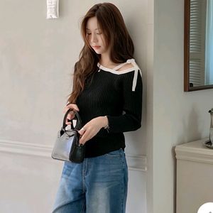 에이블리 오프숄더 니트 이미지