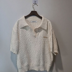 Odd Department오드디파트먼트 부클 카라 니트