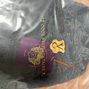 예지스 코스모폴리탄줄리아 망토 줄리앤줄리아 / 컬러는 2가지 블랙과 그레이 / 프리사이즈 / 미시착새상품 각각 6만 이미지