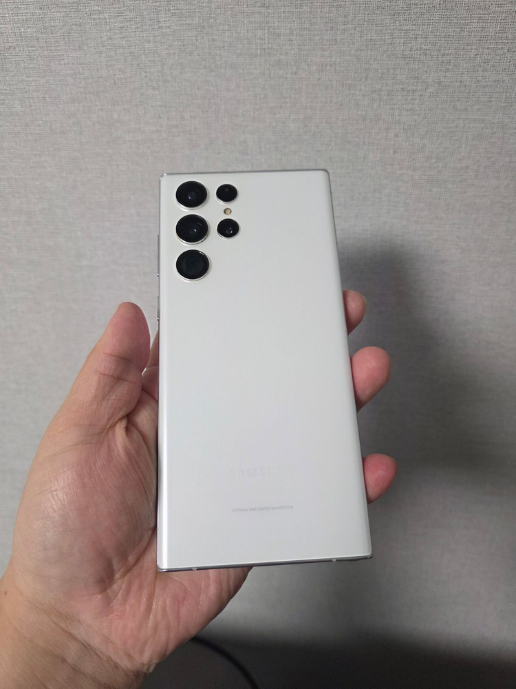 갤럭시 S22울트라 팬텀화이트 256기가 A급 팔아요~ 이미지