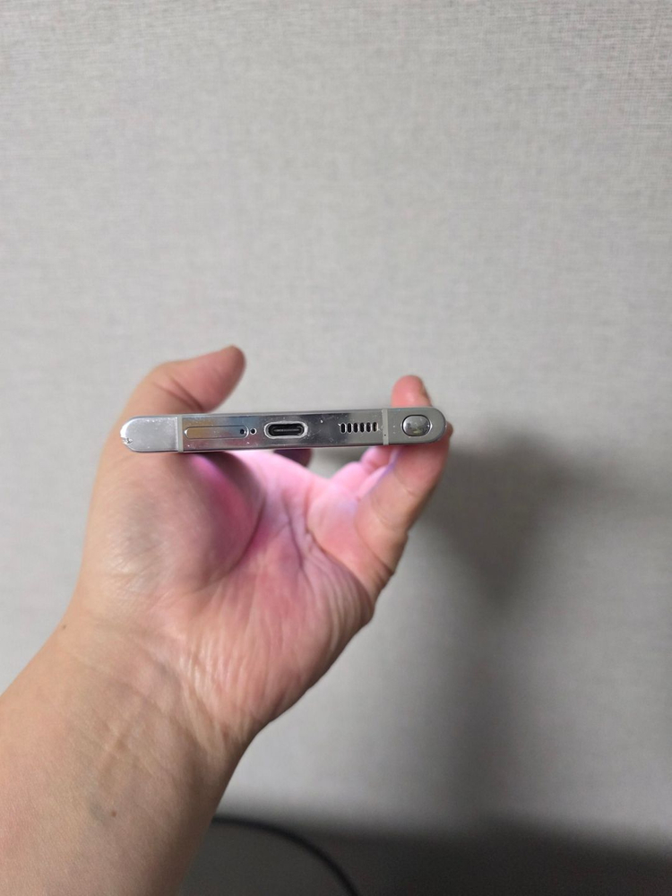 갤럭시 S22울트라 팬텀화이트 256기가 A급 팔아요~ 이미지