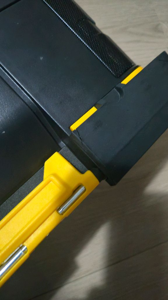 디월트 터프시스템 뮤직 2세대 블루투스 스피커 팝니다. 이미지