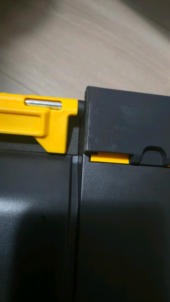 디월트 터프시스템 뮤직 2세대 블루투스 스피커 팝니다. 이미지