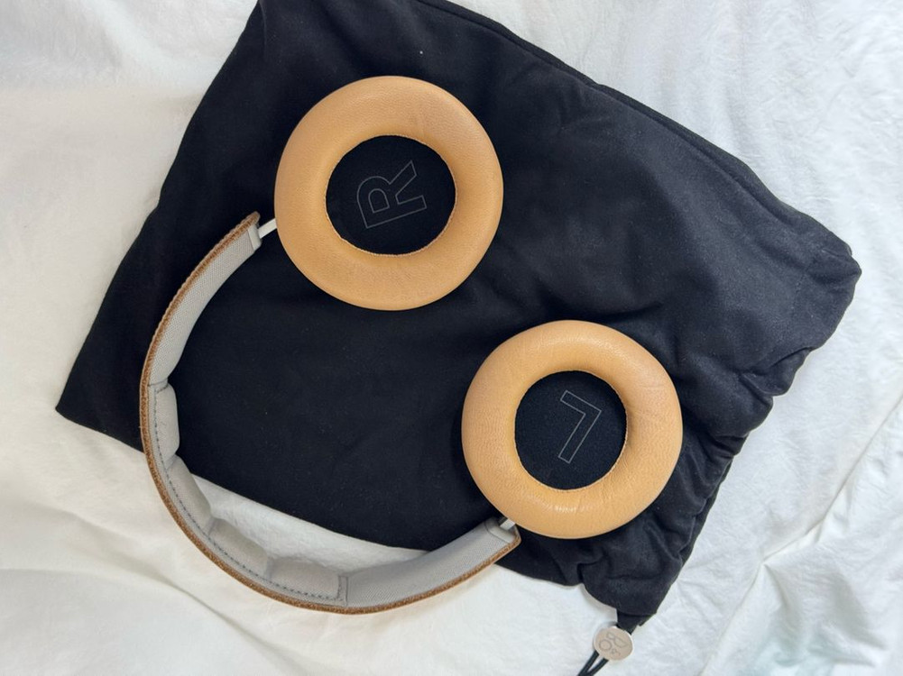 뱅앤올룹슨 BeoPlay H6 베이지 헤드폰 이미지