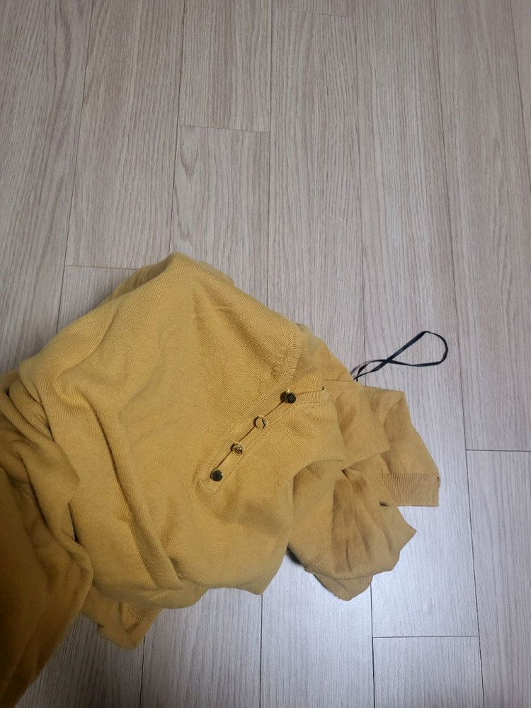 마시모두띠 니트 이미지