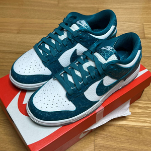 나이키 덩크 로우 오션 240 사이즈 새제품 팝니다. DV3029-100 Nike 스니커즈 운동화 신발 이미지