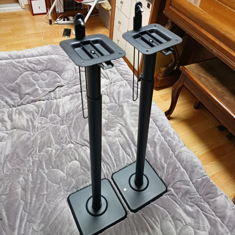 리어 (서라운드) 스피커 스탠드 이미지