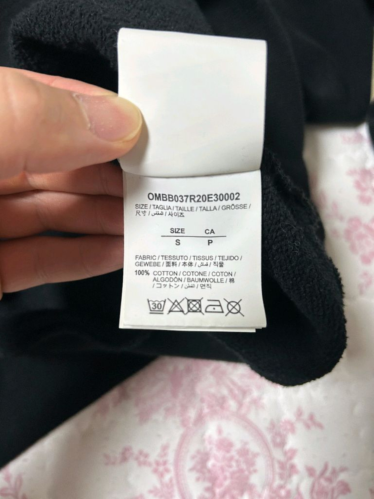 정품 오프화이트 애로우 후드티 90-S 블랙 이미지