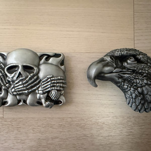 해골 & 독수리 벨트 버클 2개 판매합니다