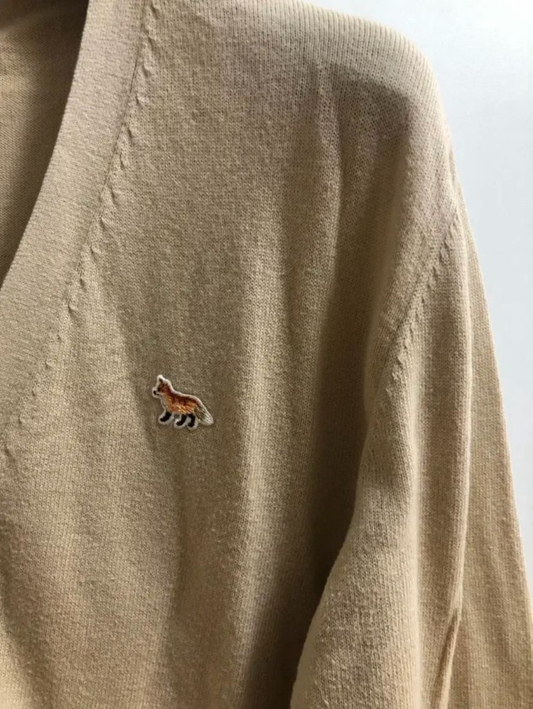 메종키츠네 폭스 로고 가디건 이미지