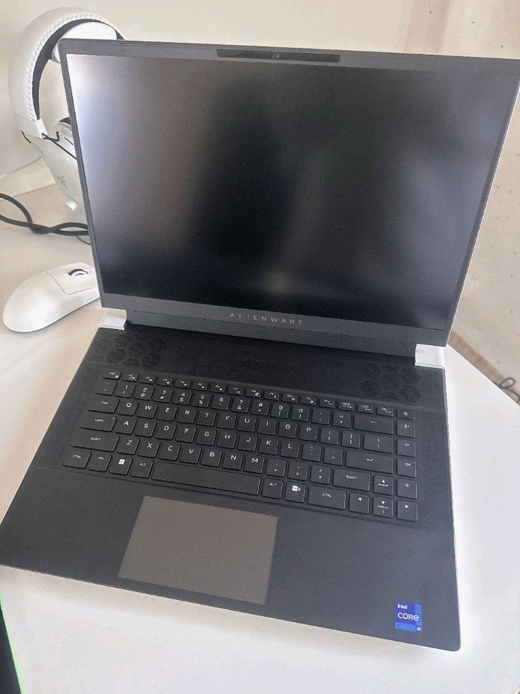 델 에일리언웨어 x16r1 rtx4080 (레이저블레이드 교환가능) 이미지