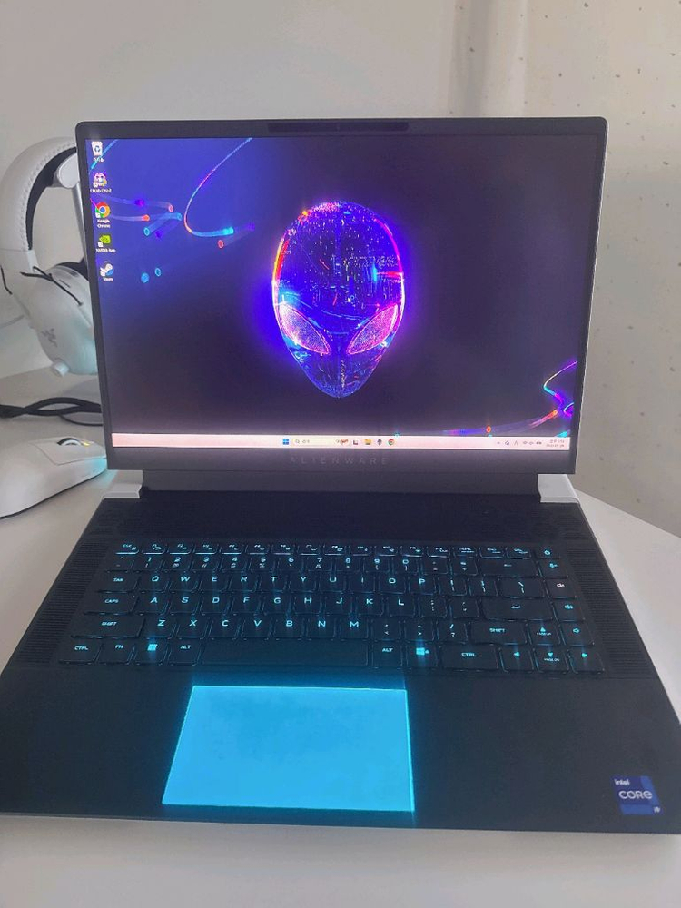 델 에일리언웨어 x16r1 rtx4080 (레이저블레이드 교환가능) 이미지