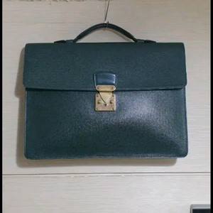 루이비통 슬림 서류가방 이미지