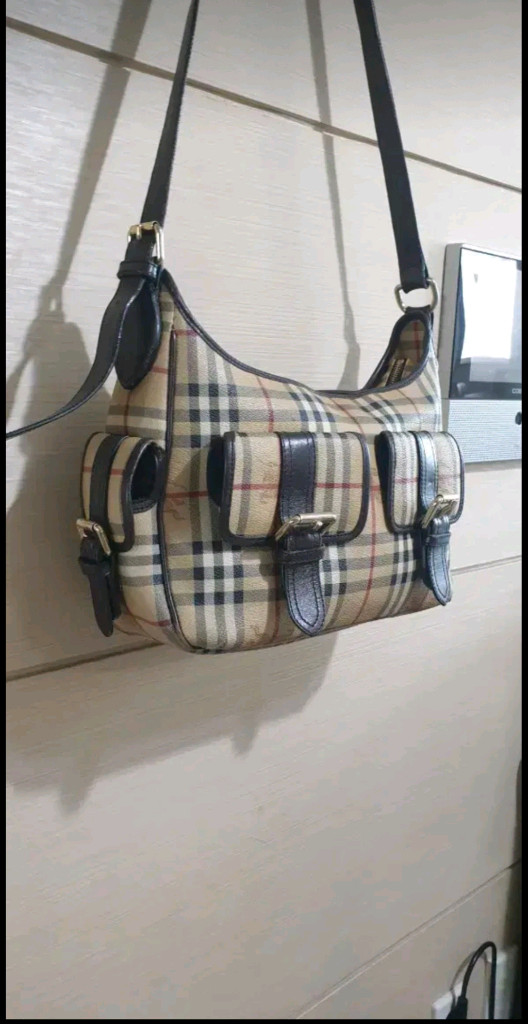 버버리 포켓 메신저백 남녀공용--3