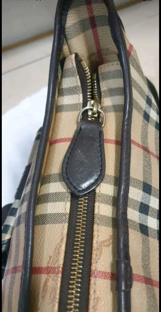 버버리 포켓 메신저백 남녀공용--7