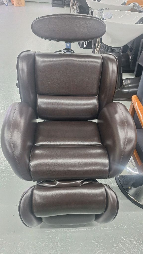 미용실 미래로 킹덤전동메이크업 & 두피의자 이미지