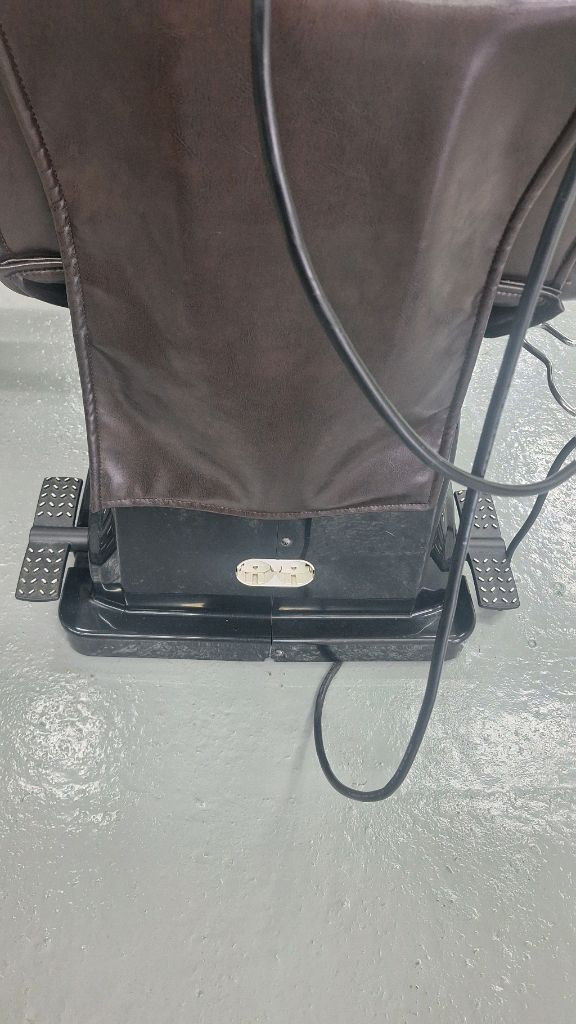 미용실 미래로 킹덤전동메이크업 & 두피의자 이미지