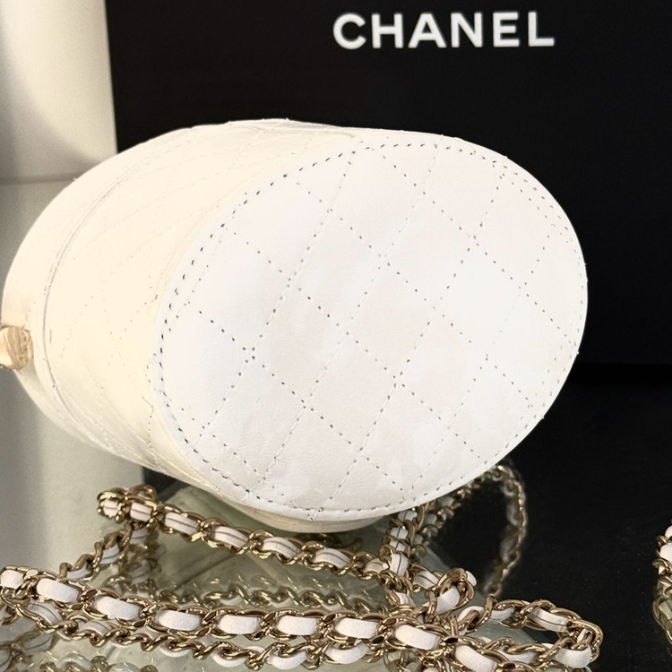 [신형] 샤넬 코스매틱 베니티 미니 31번대 이미지