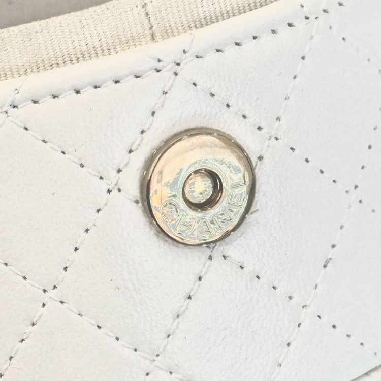 [신형] 샤넬 코스매틱 베니티 미니 31번대 이미지