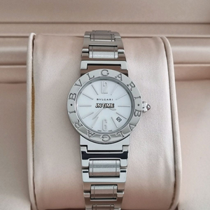 불가리 불가리 신형 비제로 쿼츠 마더 오브 펄 26mm BBL26WSSD 이미지