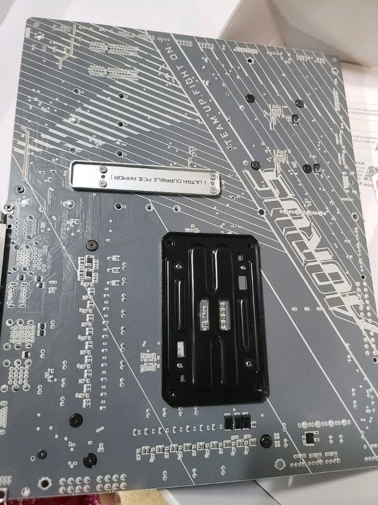 기가바이트 X670E AORUS PRO X 메인보드 (박스풀 / 상태좋음)--4