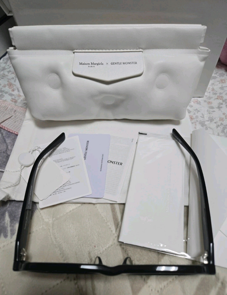 젠틀몬스터 마르지엘라 113 안경 이미지