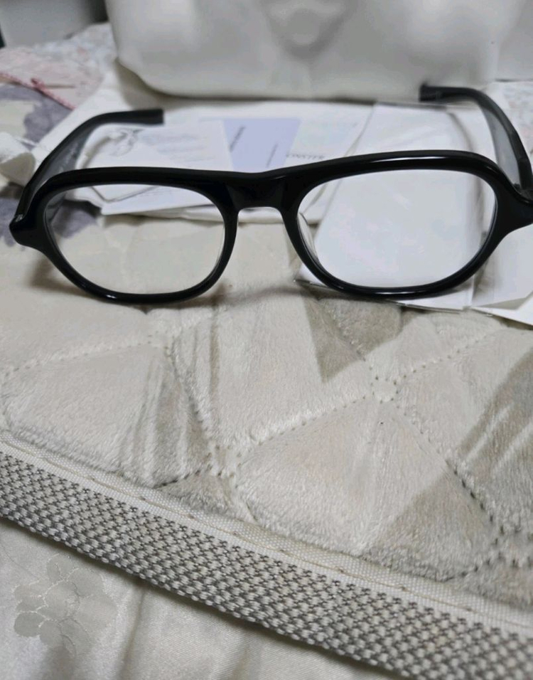 젠틀몬스터 마르지엘라 113 안경 이미지