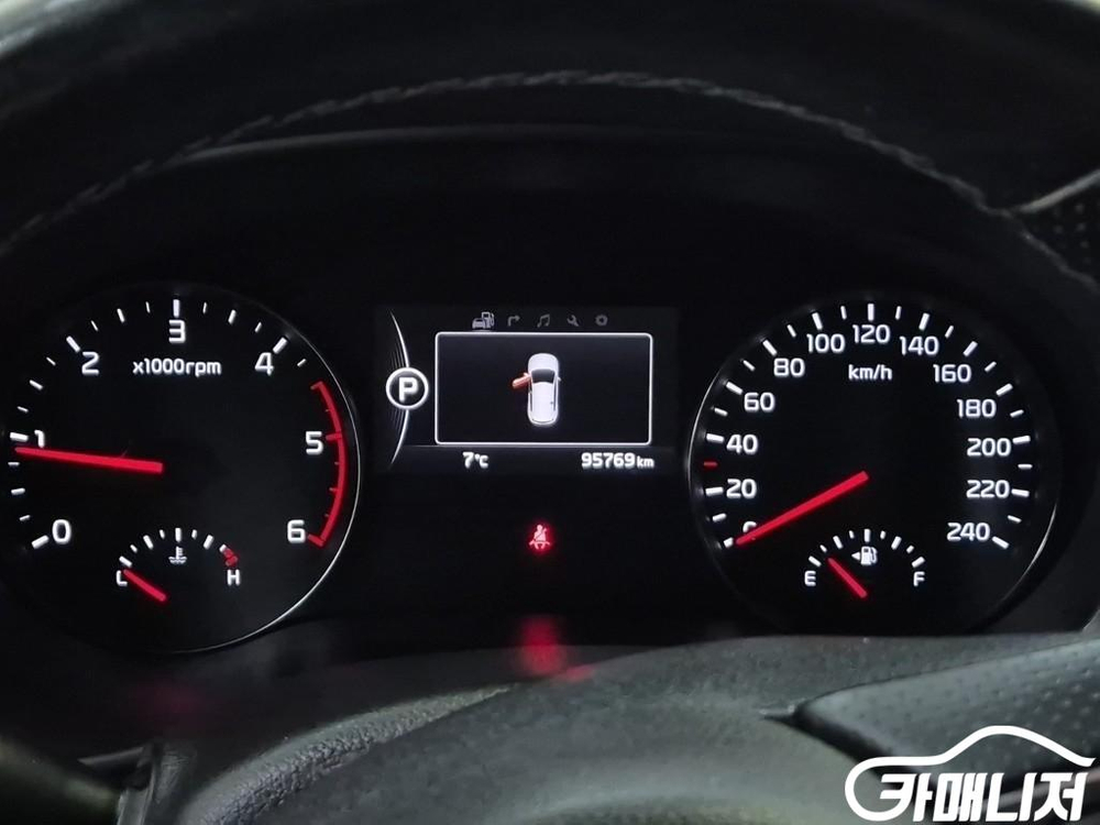 [기아]스포티지 4세대 (QL) 디젤 1.7 2WD 노블레스 (5인승) #3월급매 이미지