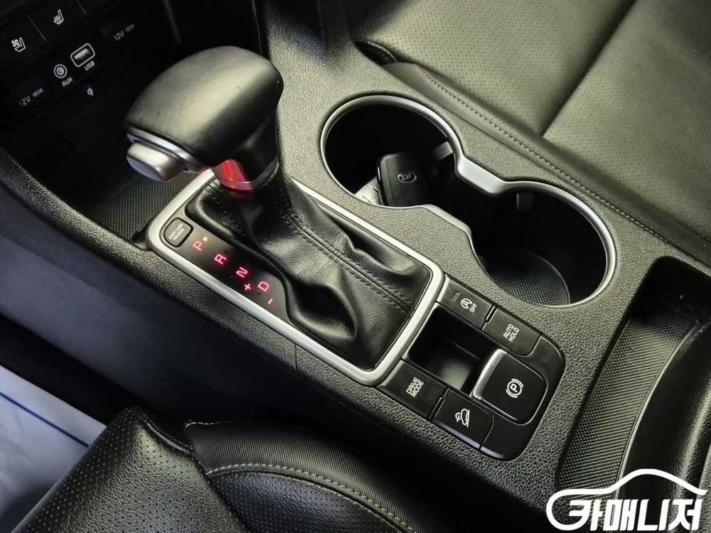 [기아]스포티지 4세대 (QL) 디젤 1.7 2WD 노블레스 (5인승) #3월급매 이미지