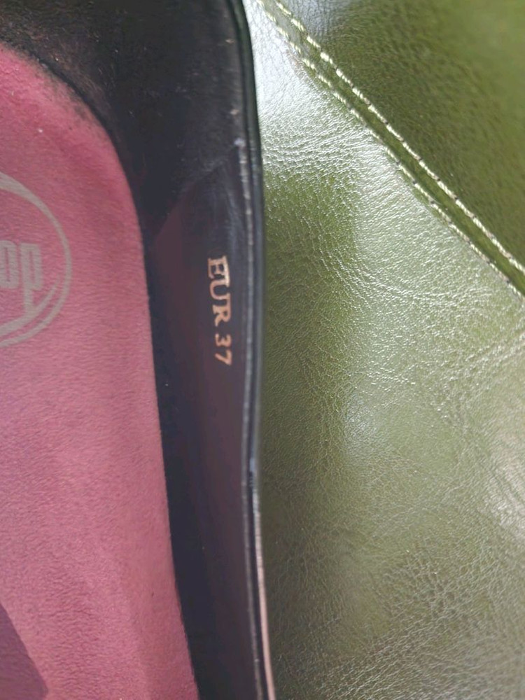 핏플랍 듀 페이턴트올블랙--1