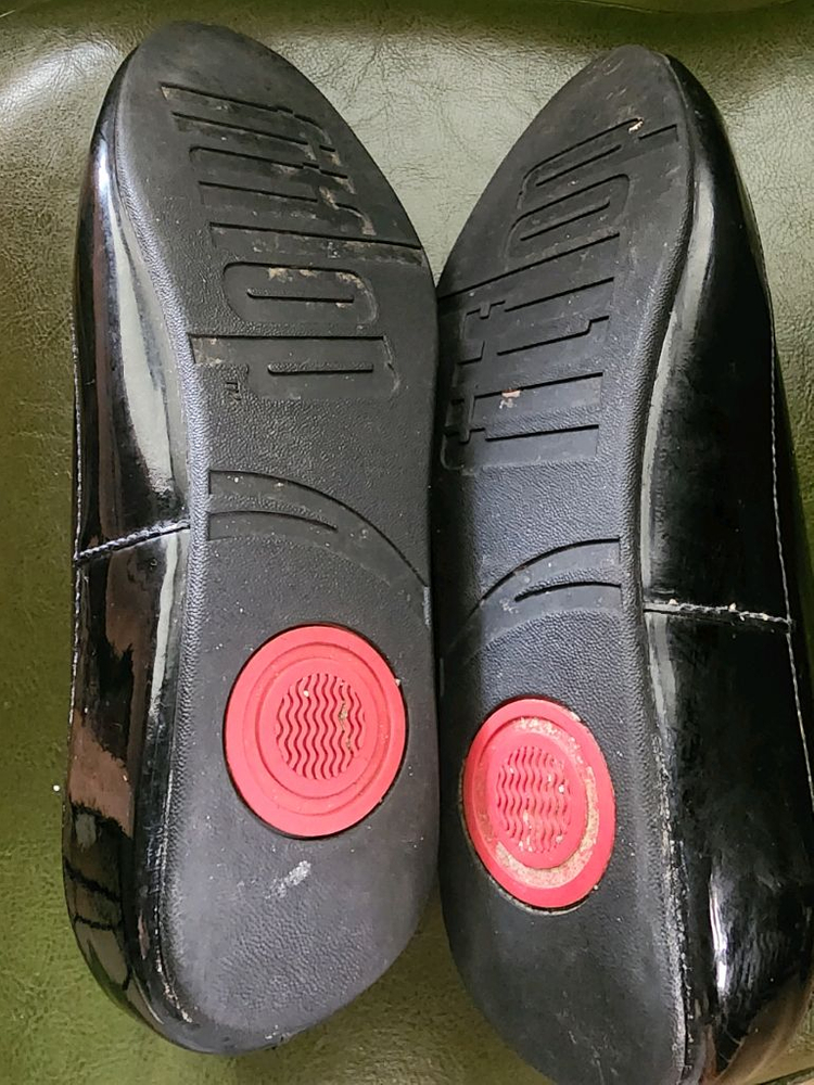 핏플랍 듀 페이턴트올블랙--5