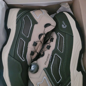 네파 안전화 270