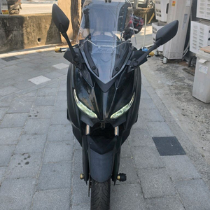 오늘급처!) 22년식 풀옵션 2채널 블랙박스 엑스맥스300 팝니다