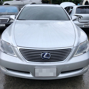 [ 렉서스 LS600hL ] 실내 or 전장 및 외장 부품 판매 합니다 이미지