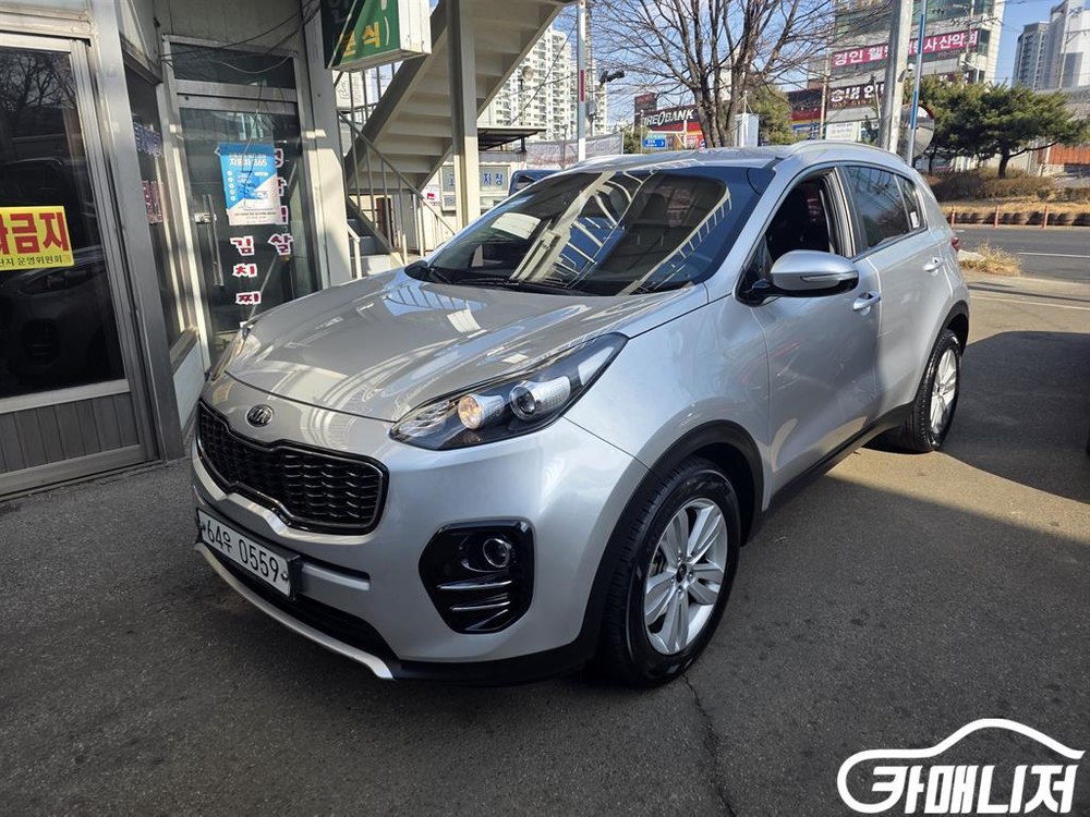 [기아]스포티지 4세대 (QL) 디젤 2.0 2WD 프레스티지 #3월급매 이미지