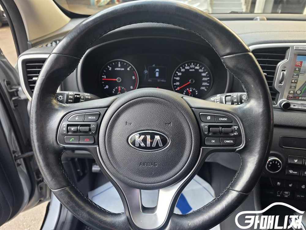 [기아]스포티지 4세대 (QL) 디젤 2.0 2WD 프레스티지 #3월급매 이미지