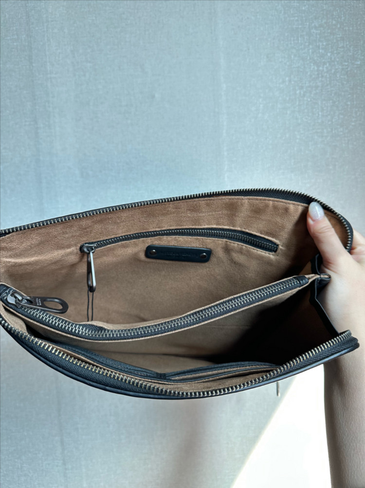 보테가 클러치--1